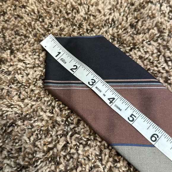 Pierre Cardin 100% Silk Tie - Picture 6 of 6